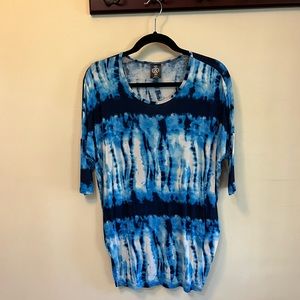 💜 5/$25 Agnes & Dora Dolman Tunic Blue Tie Dye Print Size M